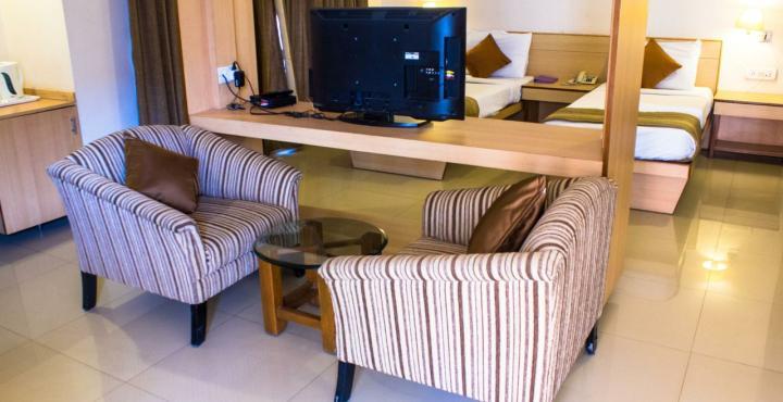 Hotel Phoenix Koregaon Park Poona Buitenkant foto
