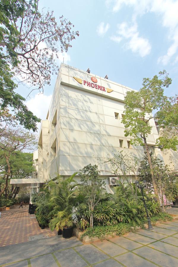 Hotel Phoenix Koregaon Park Poona Buitenkant foto